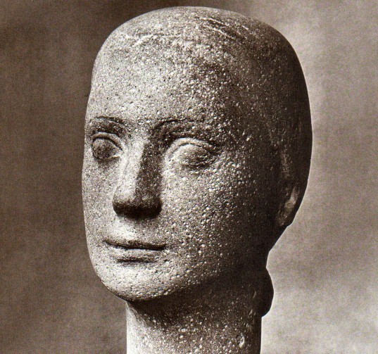 Portrait G. K., 1950, Steinguss skulpturiert, H 27 cm